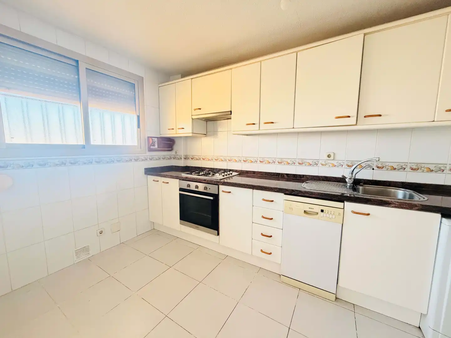 Kitchen of Flat for sale in Alicante / Alacant  with Swimming Pool