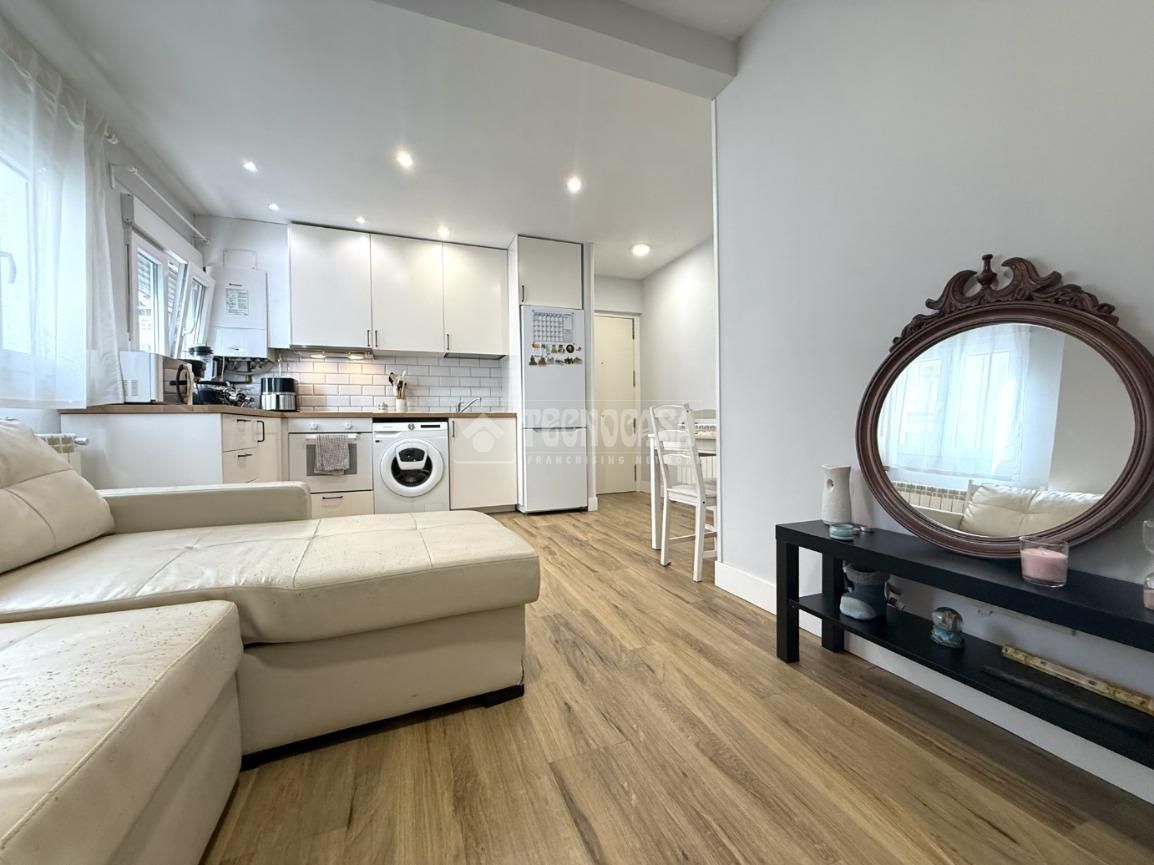 Living room of Flat for sale in Alcobendas  with Heating and Terrace