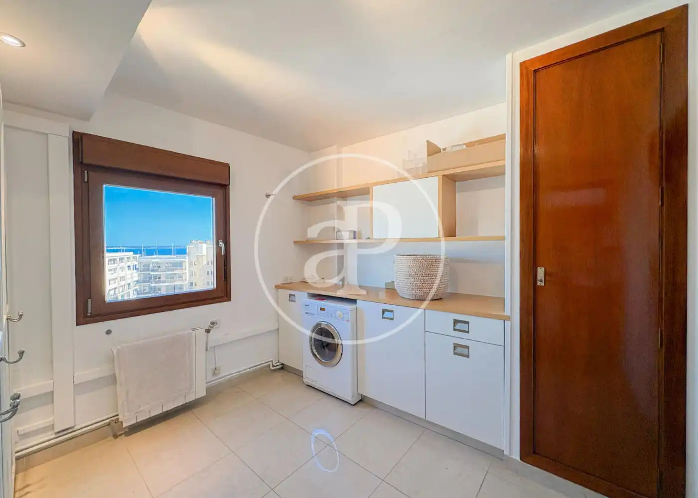 Cuina de Àtic de lloguer en  Palma de Mallorca amb Aire condicionat, Calefacció i Terrassa