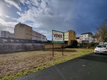 Terreny residencial en venda a Piñeiros- Freixeiro