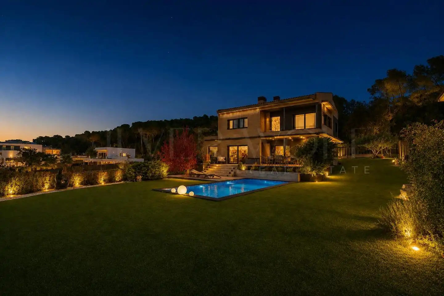 Casa amb piscina en venda a De Les Vinyes