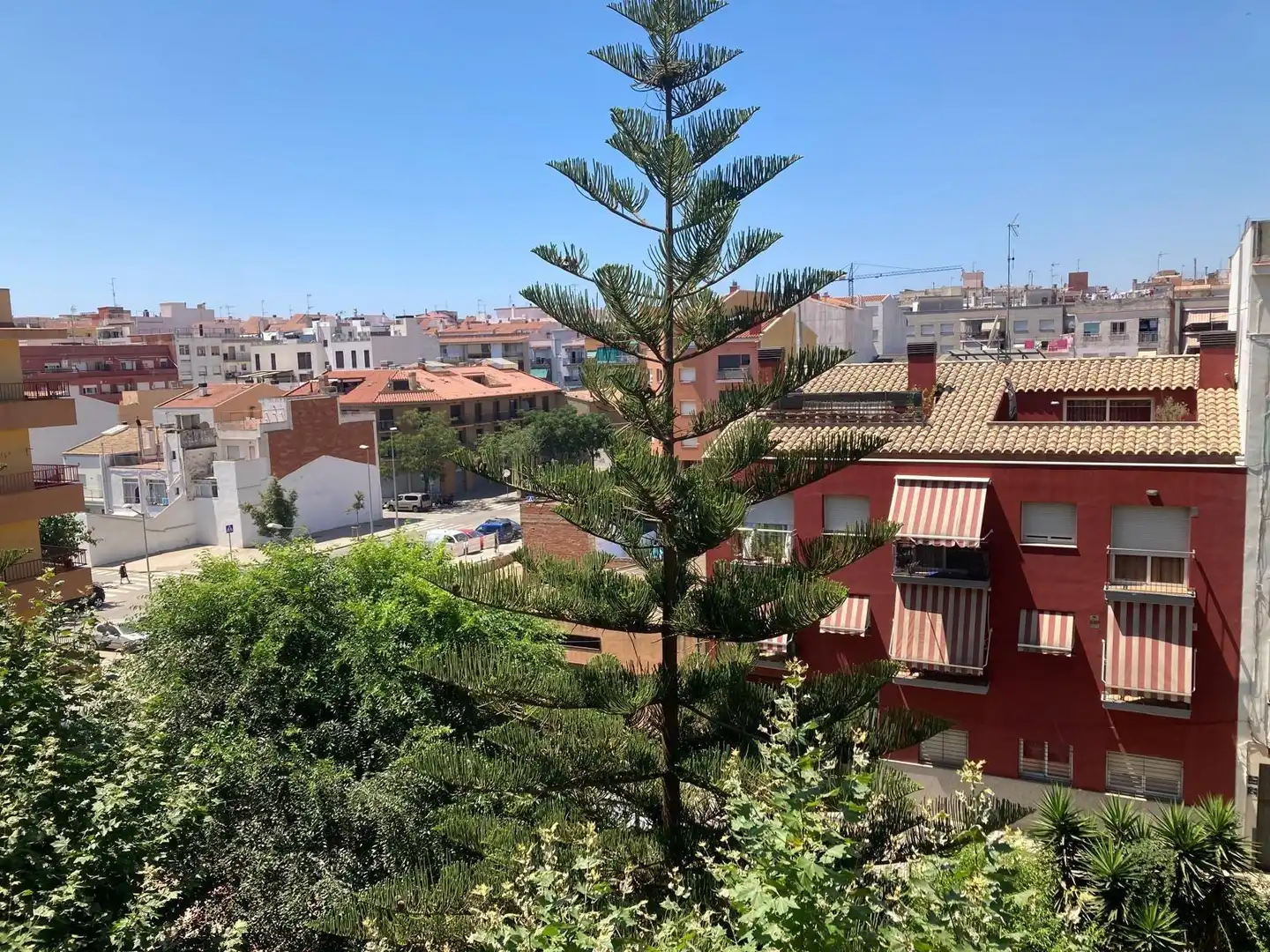 Vista exterior de Pis en venda en Pineda de Mar amb Calefacció, Terrassa i Balcó