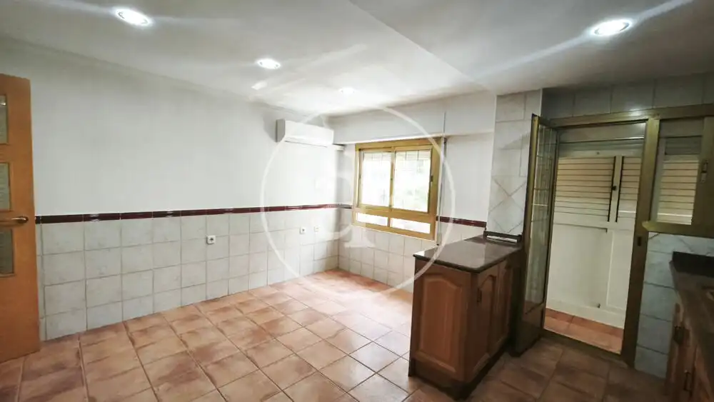 Cocina de Piso en venta en Valencia con Calefacción y Balcón