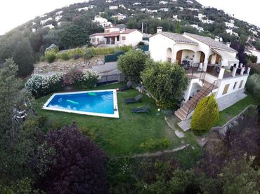 Haus mit Pool zum Verkauf in Carrer Milan