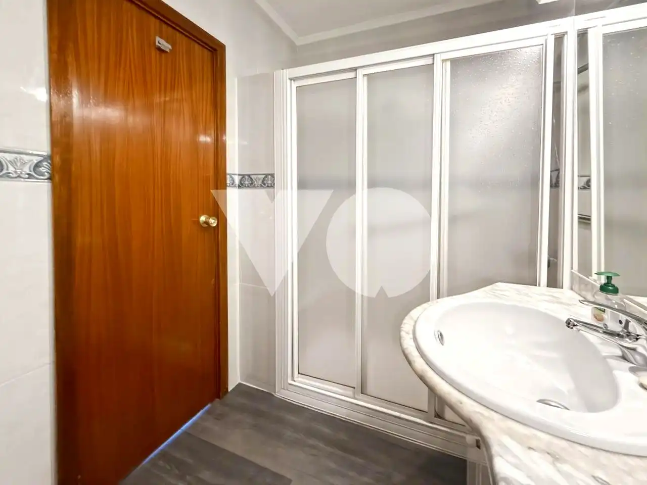 Baño de Piso en venta en Madrid con Aire acondicionado, Calefacción y Terraza