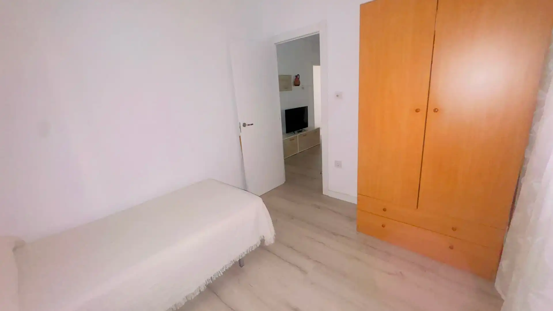 Piso con terraza en venta en Avenida Ramón y Cajal 47, imagen 7