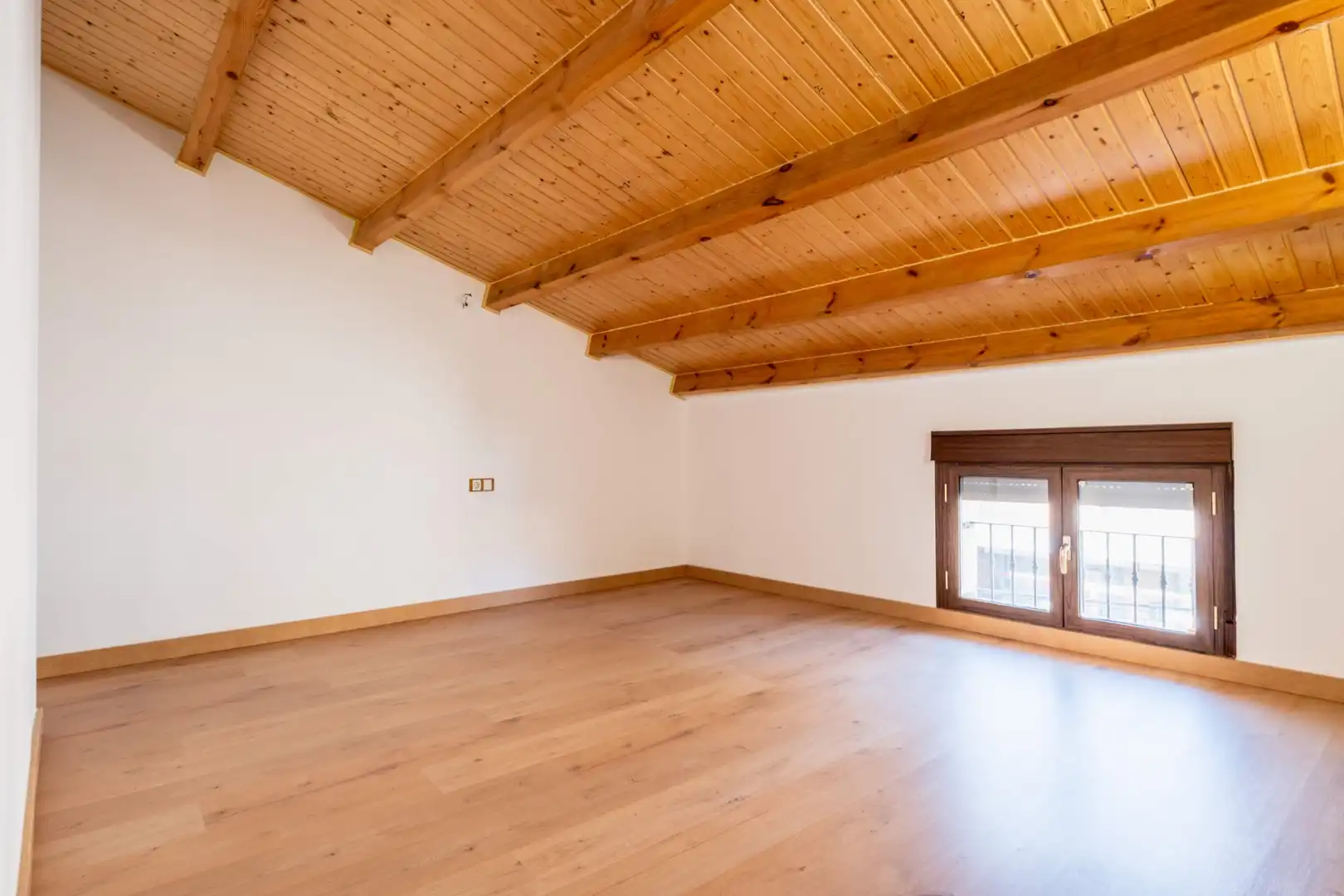 Bedroom of Houses for sale in Calatorao  with Air Conditioner, Terrace and Balcony