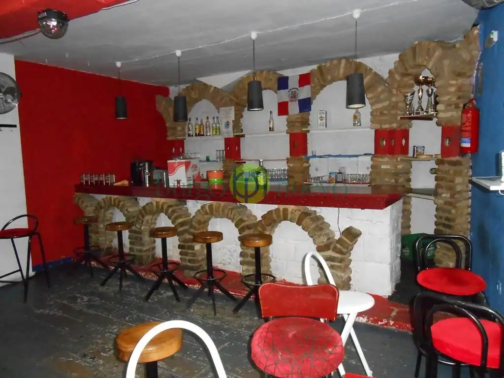 Local comercial en venda a Calle Salvador Del Nido 7 24006 Leon