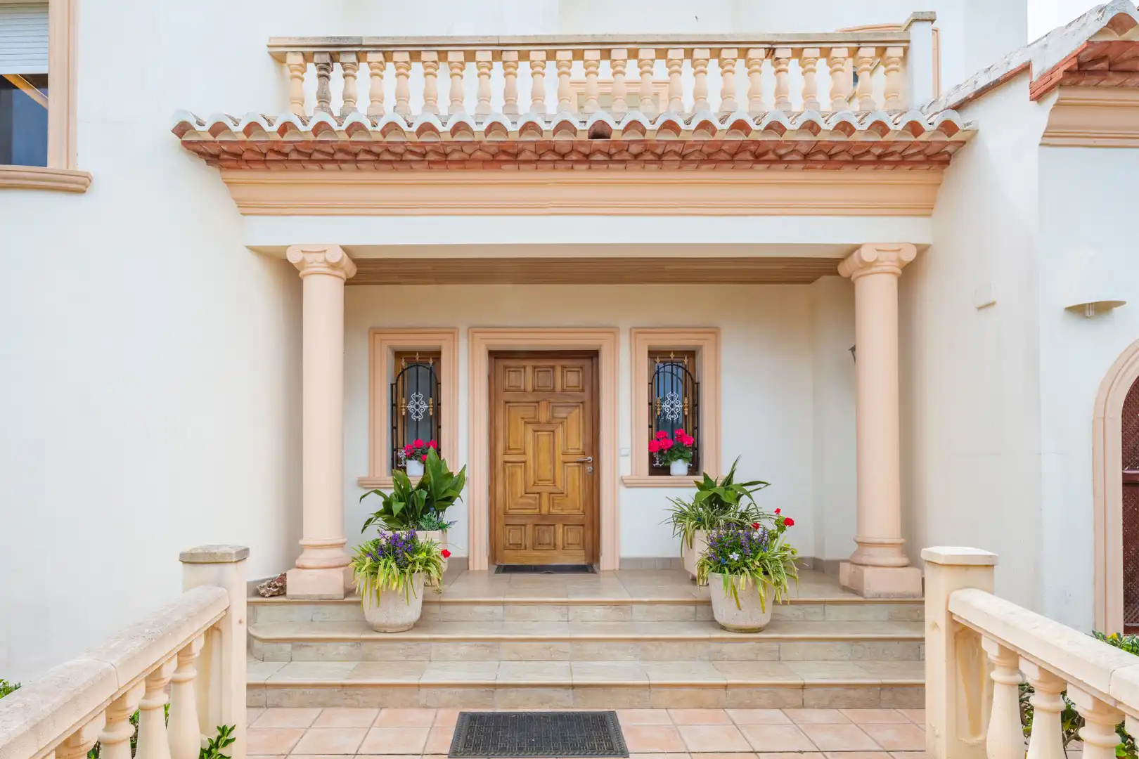 Houses for sale in Jávea / Xàbia  with Air Conditioner, Private garden and Terrace