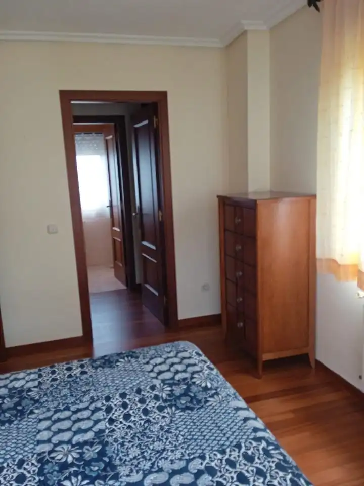 Bedroom of Houses for rent in Santiago de Compostela   with Private garden