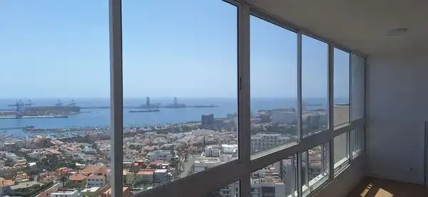Vista exterior de Pis de lloguer en Las Palmas de Gran Canaria amb Moblat, Rentadora i Balcó
