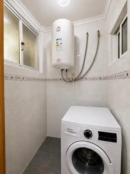 Baño de Piso en venta en Málaga con Aire acondicionado y Calefacción
