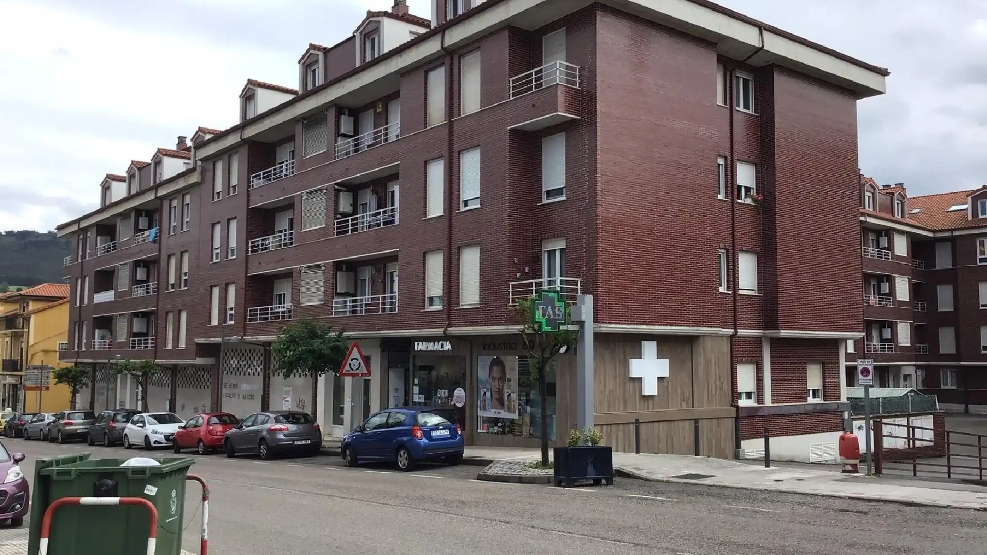 Vista exterior de Garaje en venta en El Astillero  