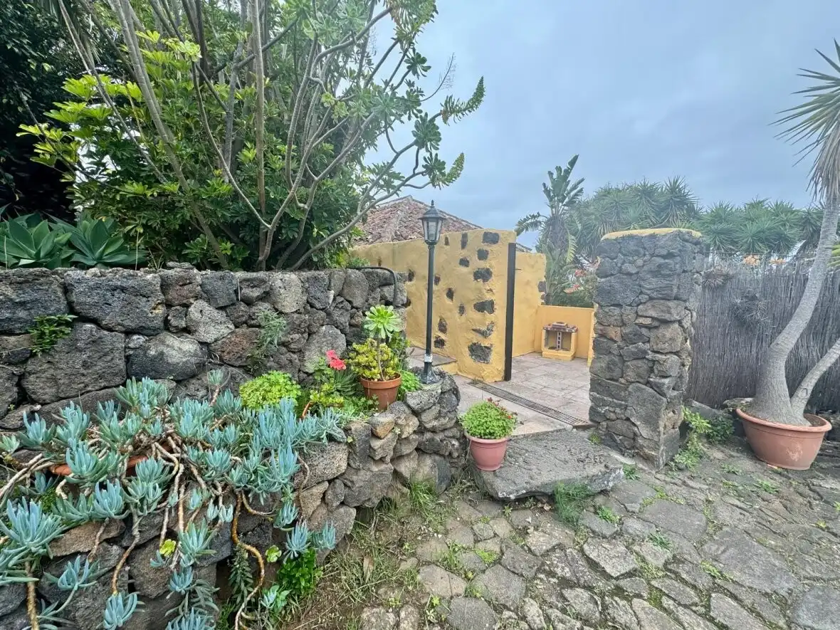 Vista exterior de Finca rústica en venda en Icod de los Vinos amb Terrassa