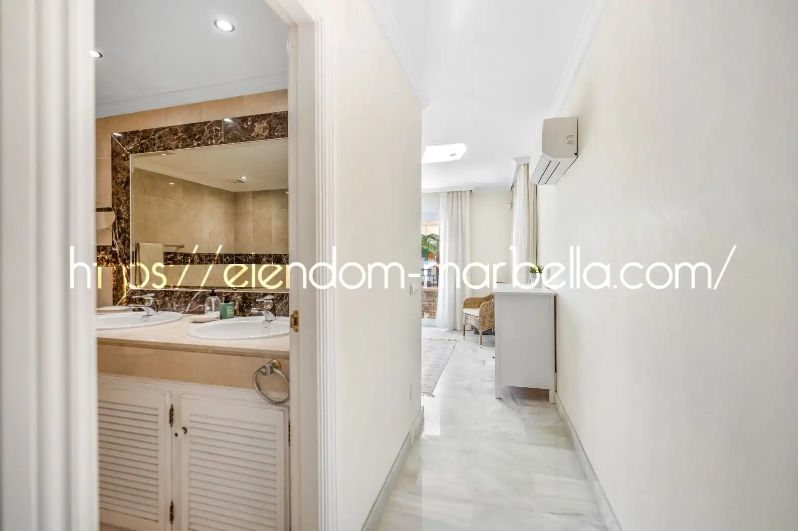 Bedroom of Apartments for sale in Marbella  with Air Conditioner, Heating and Terrace
