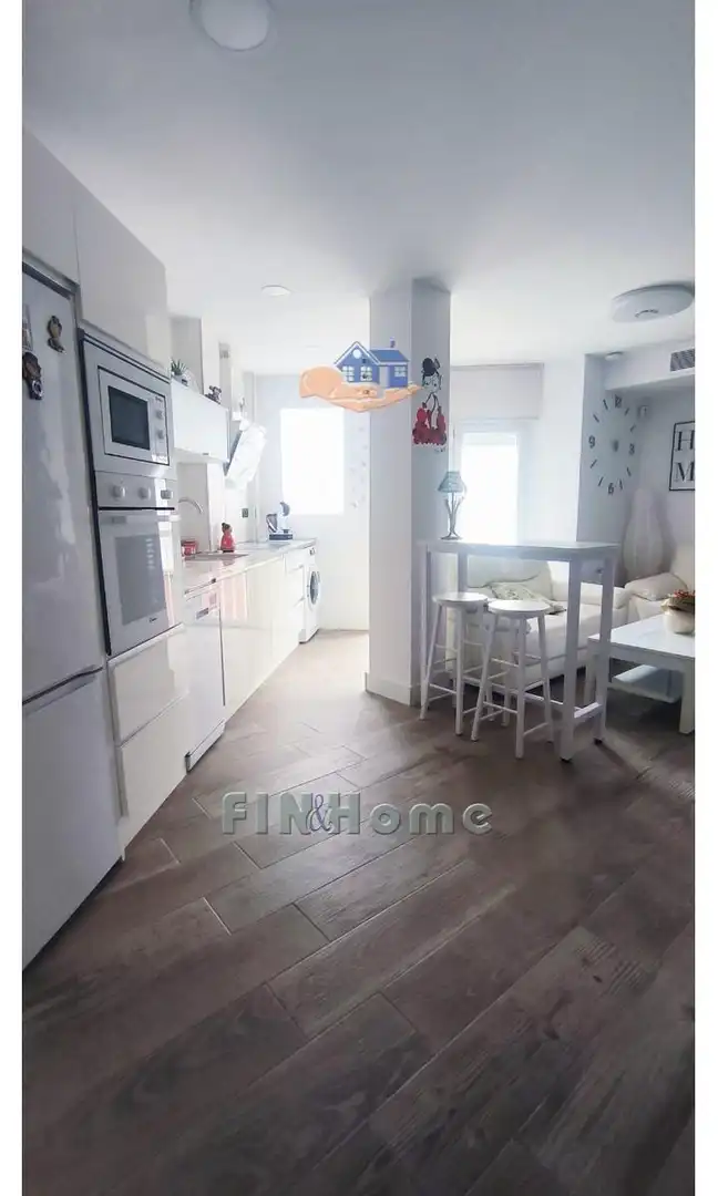 Kitchen of Flat for sale in Sevilla  with Air Conditioner, Heating and Furnished