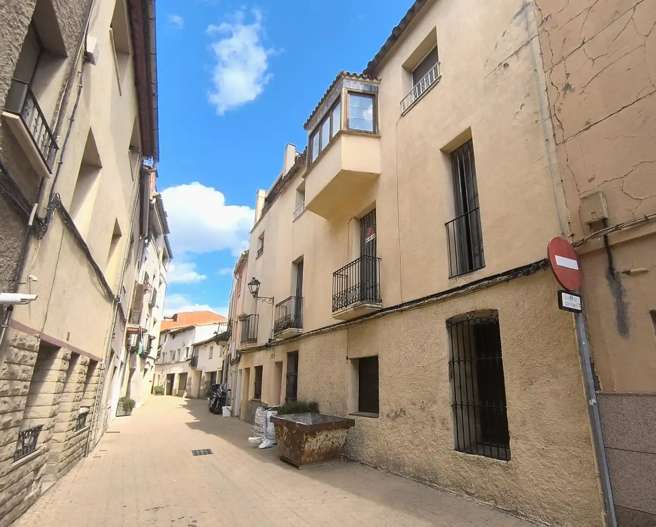 Vista exterior de Pis en venda en Vallbona d'Anoia amb Balcó