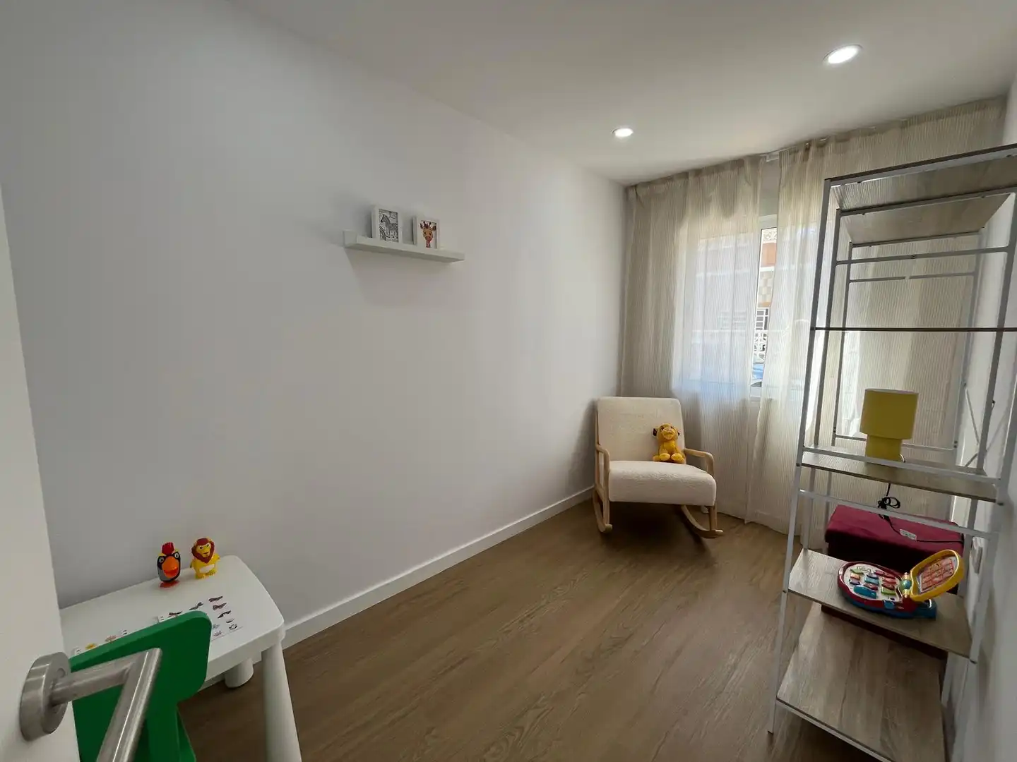 Habitación de Casa adosada en venta en Cartagena con Parquet, Terraza y Trastero