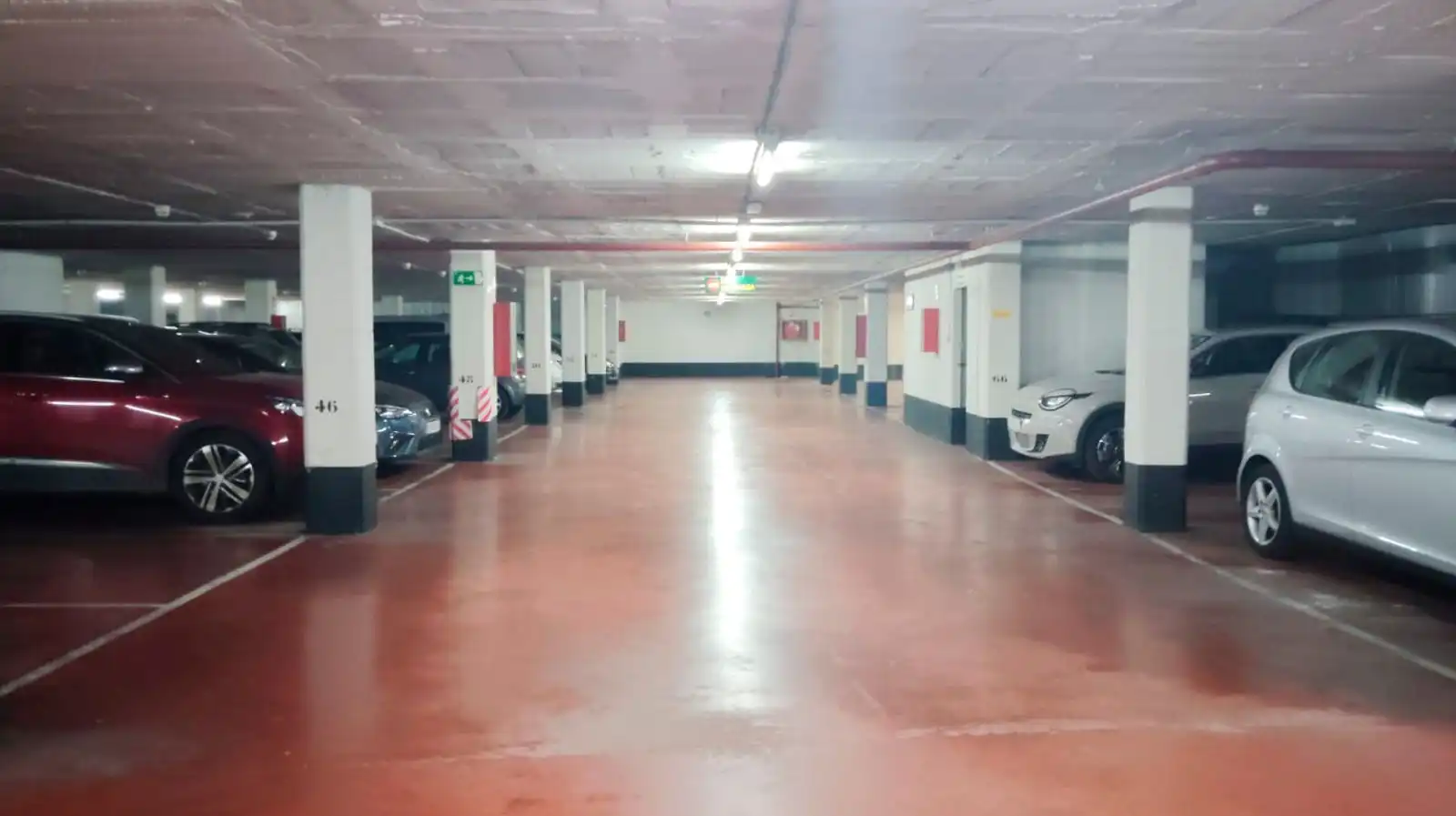 Parkplatz von Garage zur Miete in Barcelona