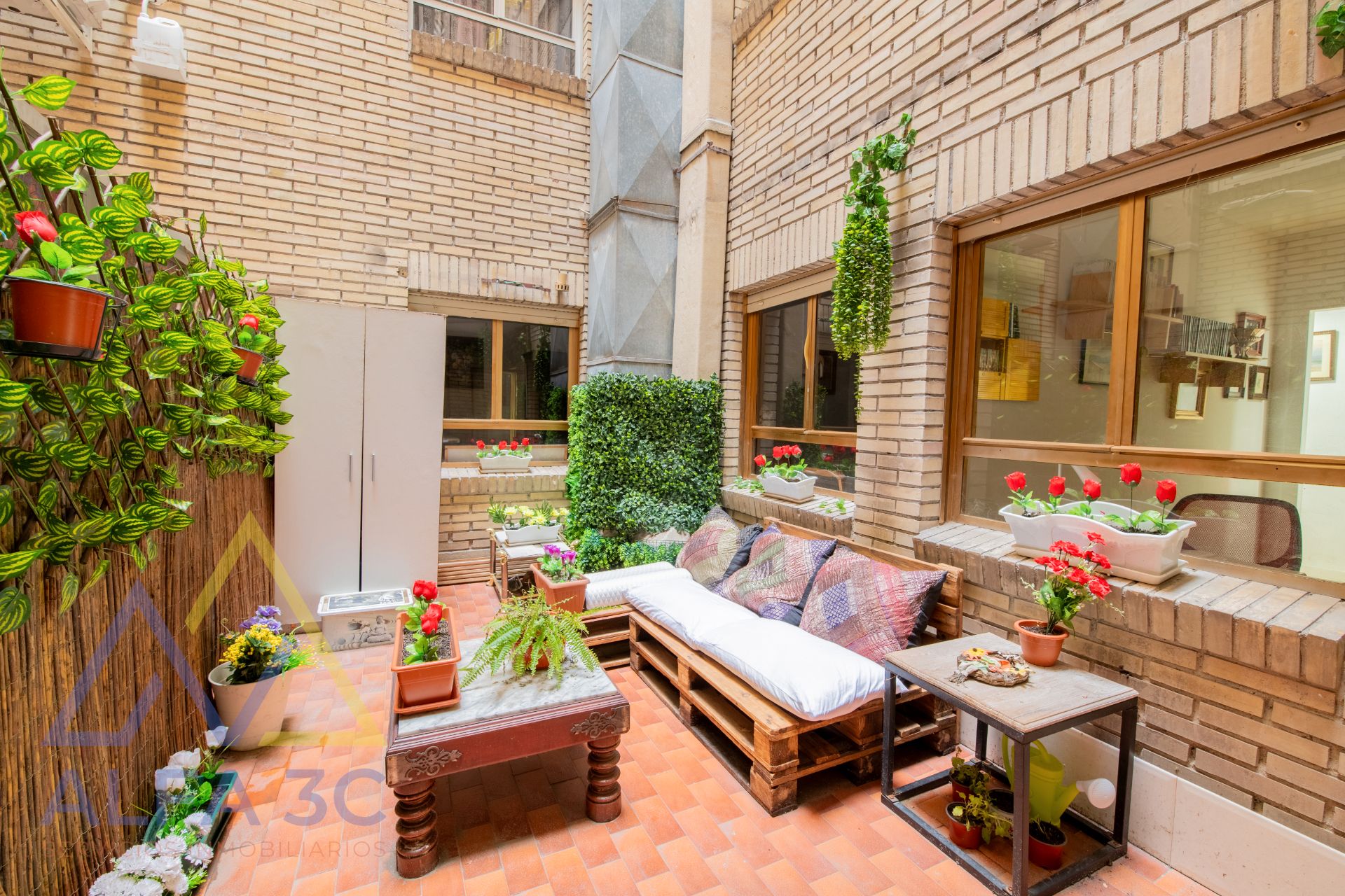Terrace of Flat for sale in  Madrid Capital  with Heating and Terrace