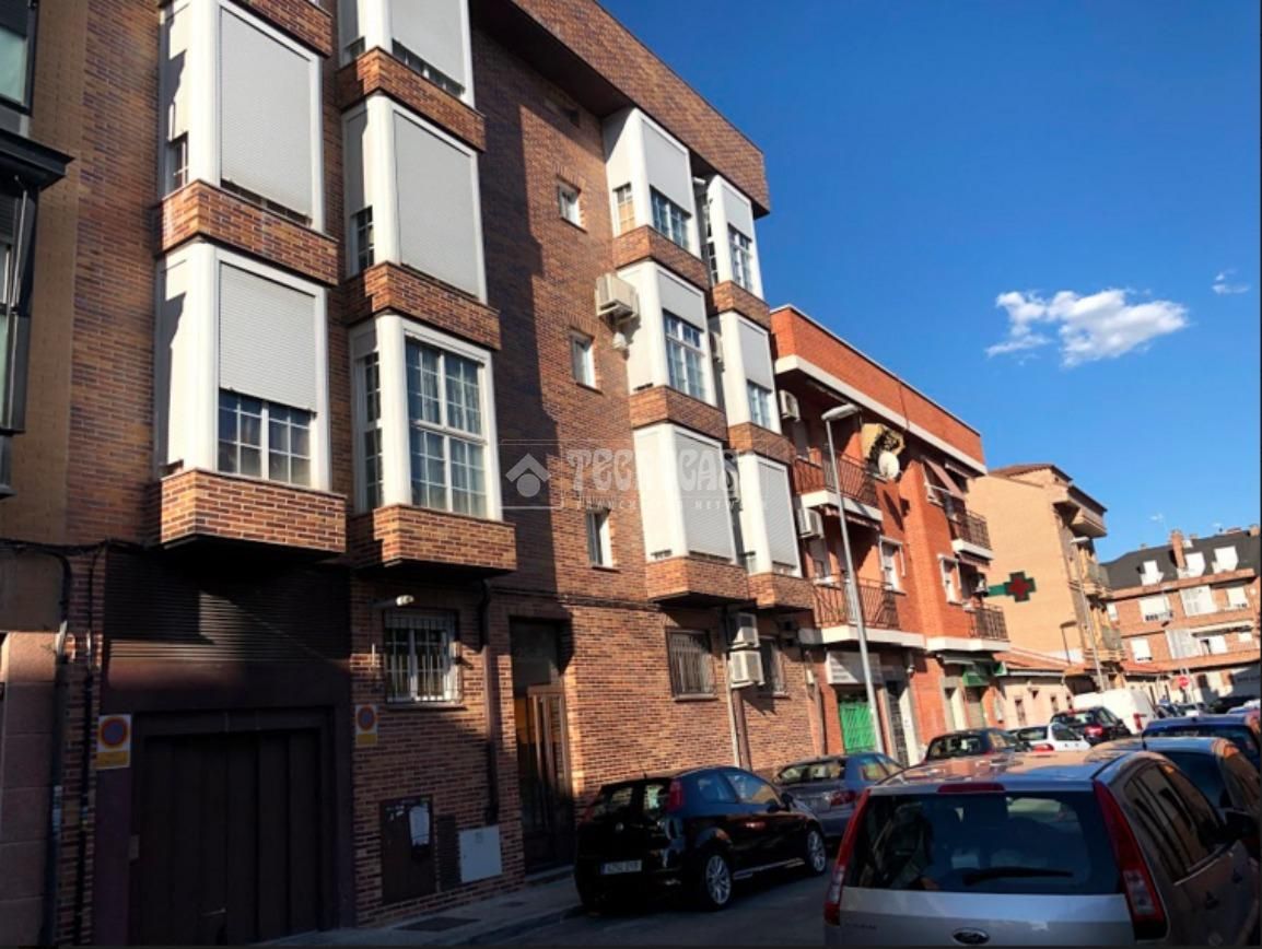 Exterior view of Garage for sale in Leganés