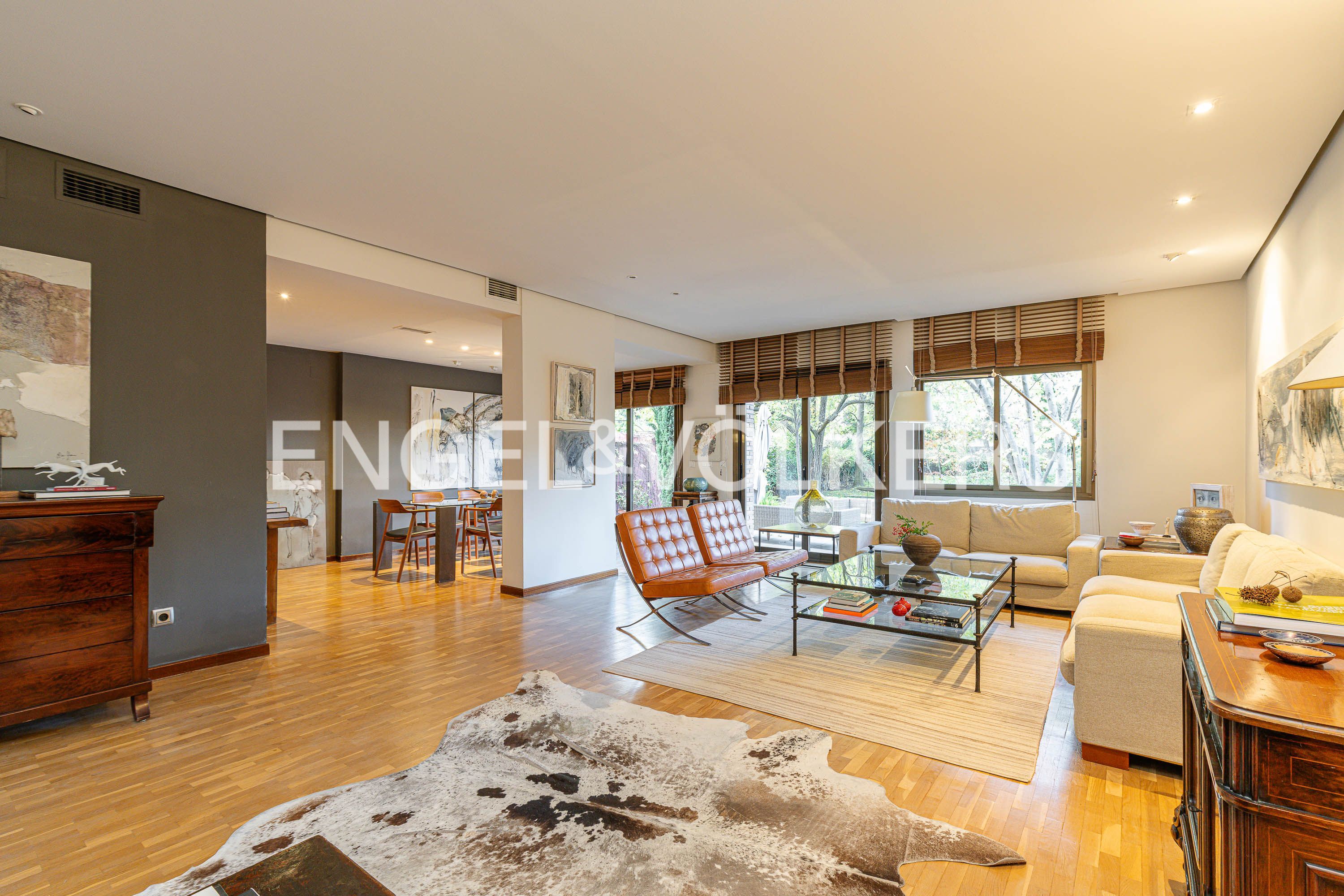 Sala d'estar de Casa o xalet en venda en Las Rozas de Madrid amb Aire condicionat, Calefacció i Terrassa