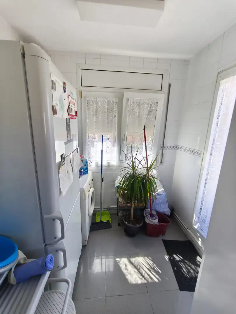 Cuina de Àtic en venda en Girona amb Aire condicionat, Calefacció i Terrassa