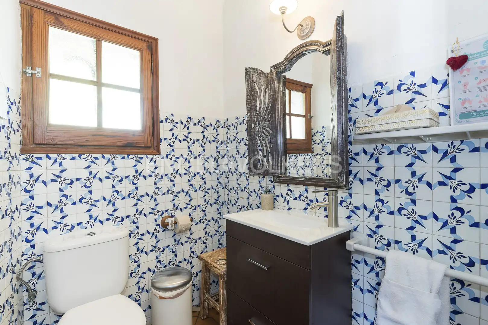 Bathroom of Buildings for sale in Sant Pere de Ribes