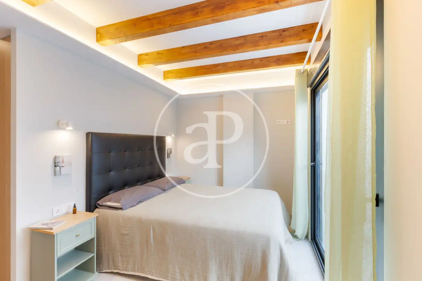 Schlafzimmer von Maisonette zum Verkauf in Valencia mit Klimaanlage, Heizung und Privatgarten