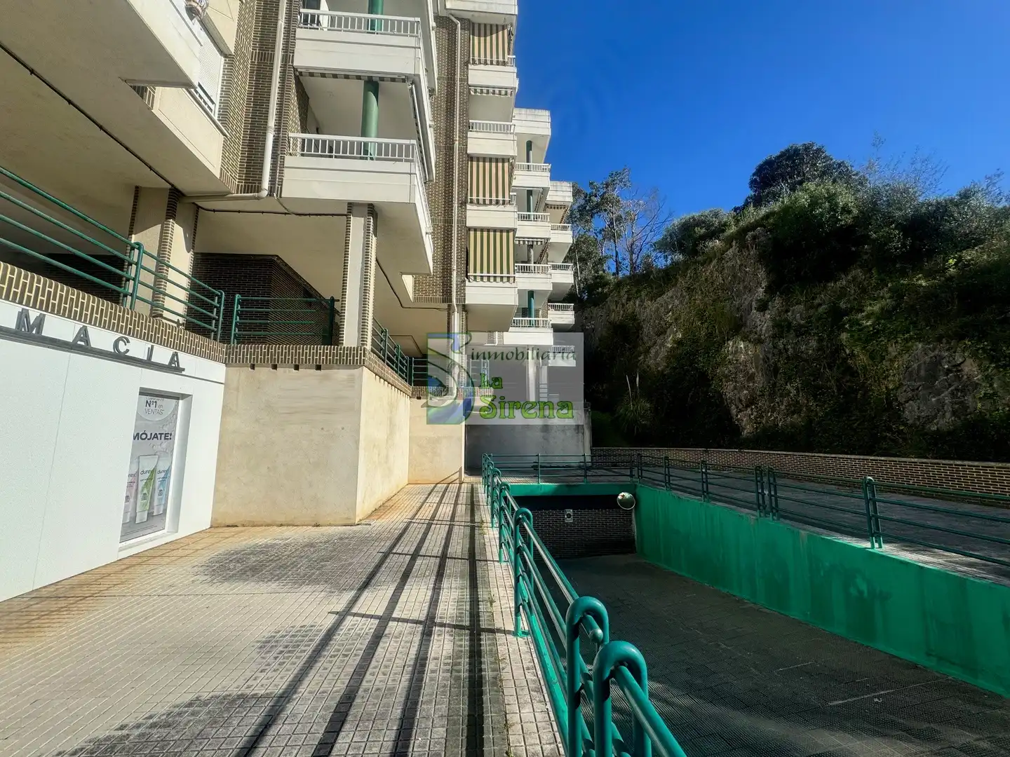Gewerbefläche zum Verkauf in Calle Manuel Urquijo 2, imagen 3