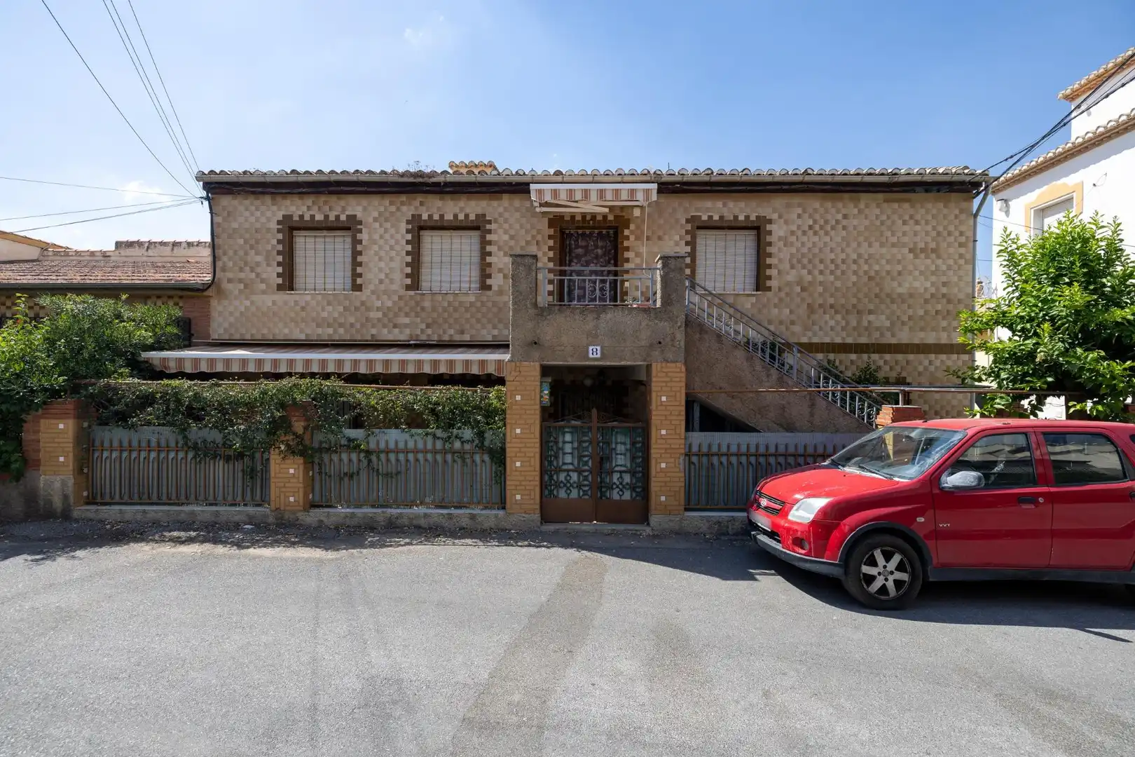 House with terrace for sale in Calle LOS LLANOS 2
