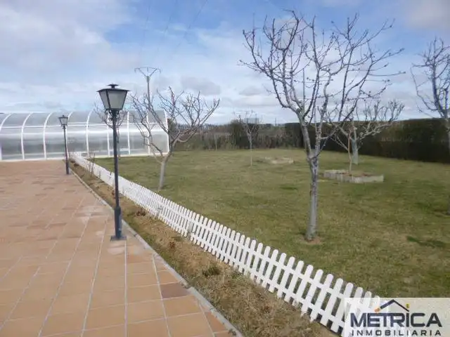 Casa o xalet en venda a Castellanos de Villiquera