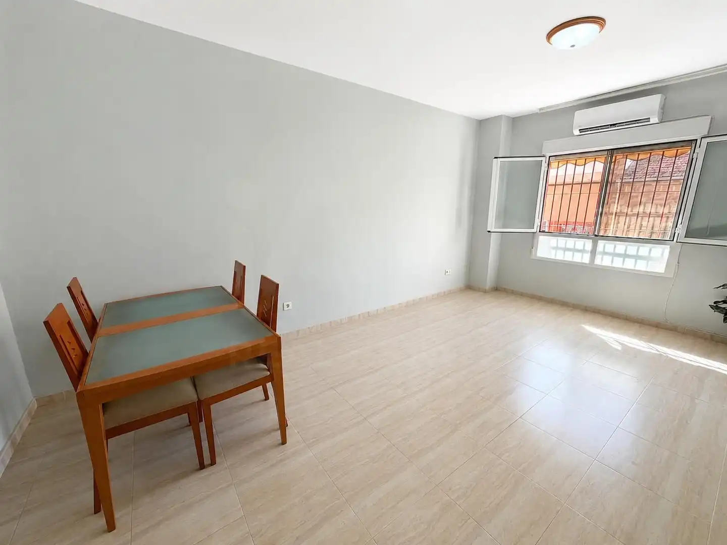 Piso con ascensor en venta en Calle Cástor 16, imagen 3