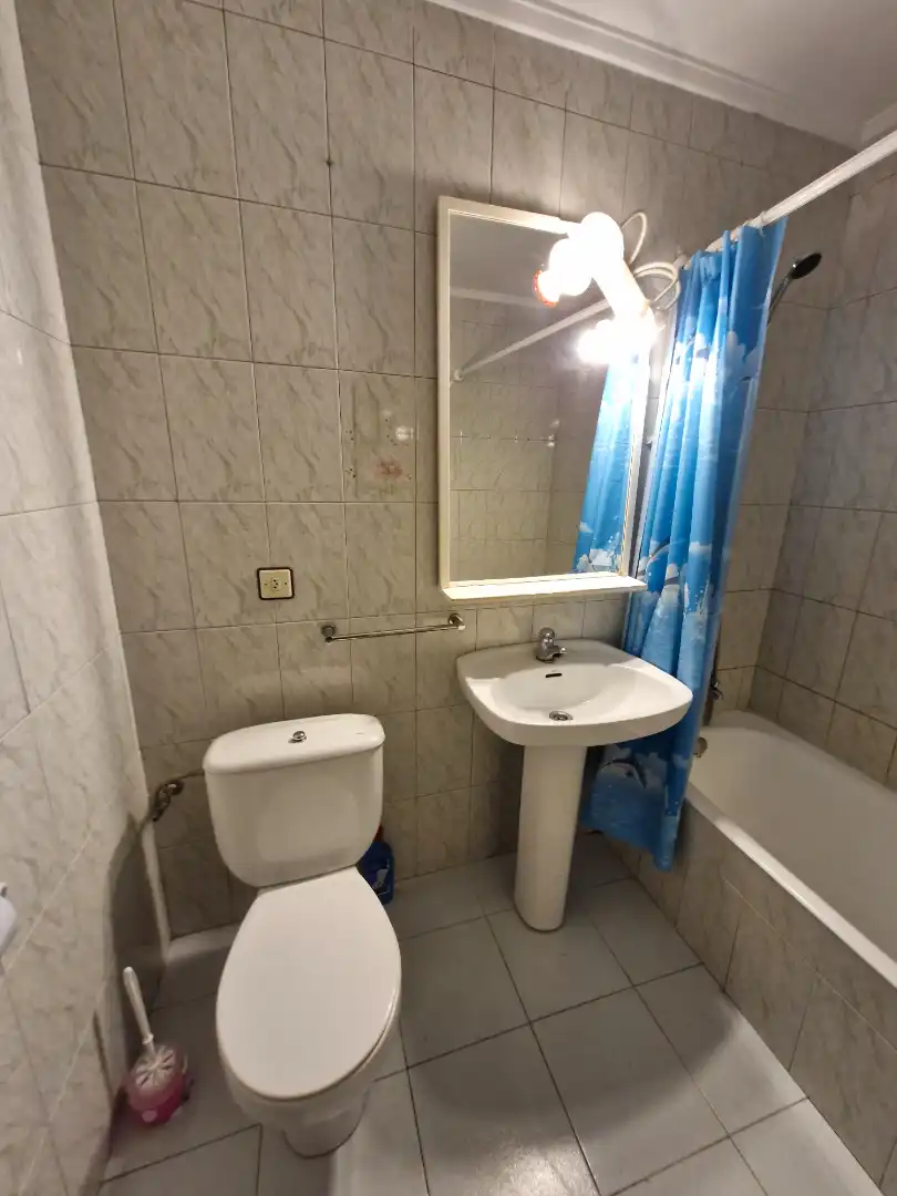 Baño de Piso de alquiler en Valle de Mena con Calefacción, Parquet y Amueblado