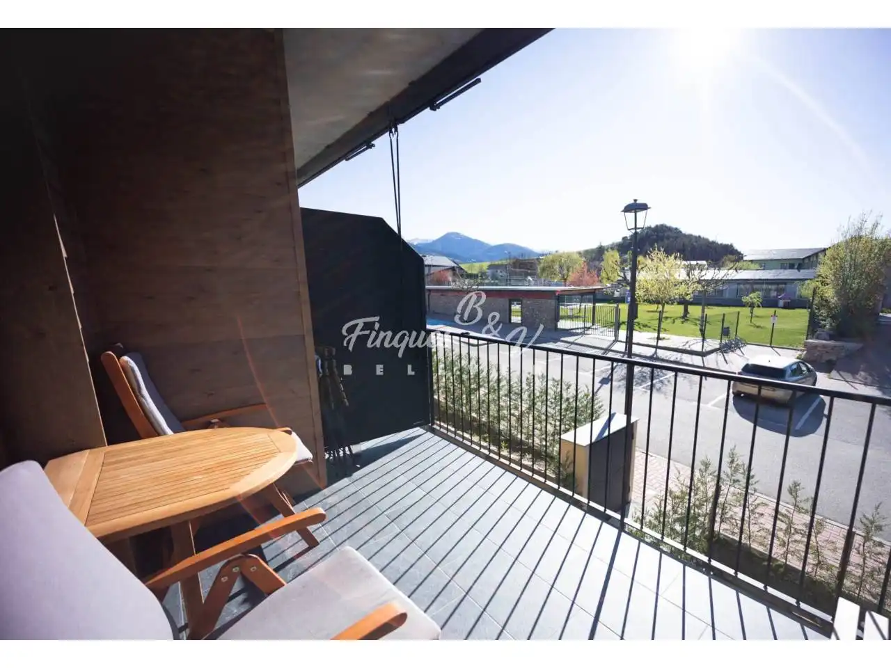 Terraza de Apartamento en venta en Bellver de Cerdanya con Aire acondicionado, Calefacción y Parquet