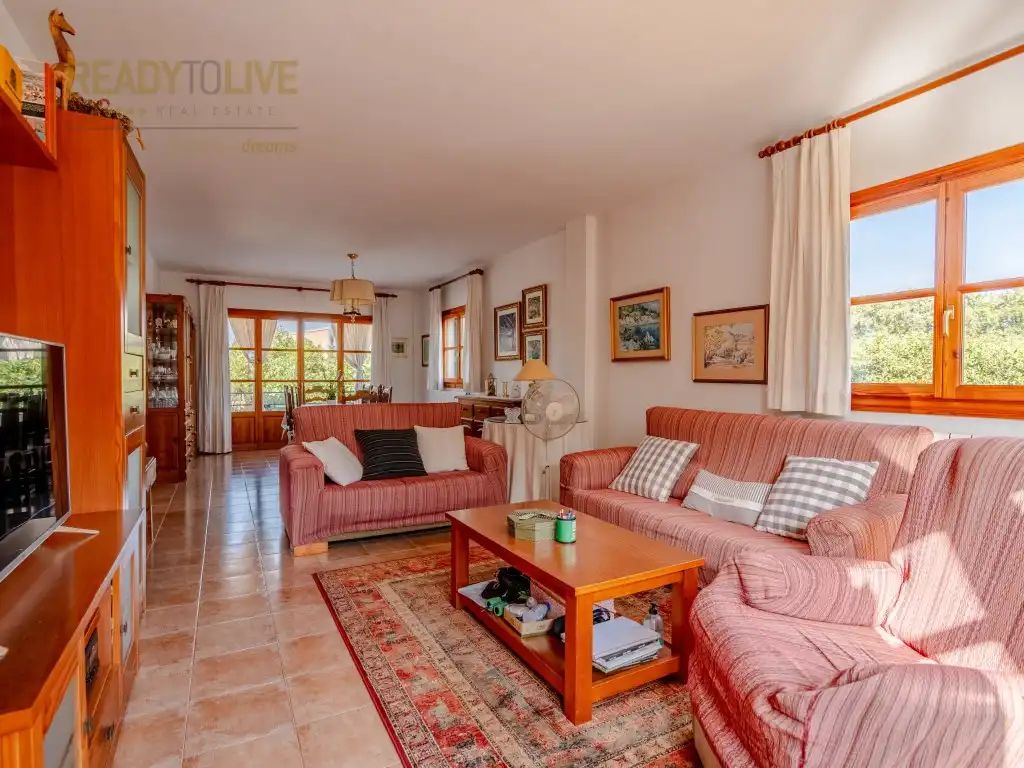 Sala de estar de Finca rústica en venta en Sa Pobla con Calefacción, Jardín privado y Balcón