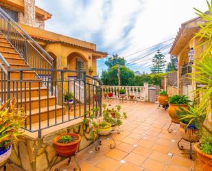 Terrassa de Casa o xalet en venda en Pineda de Mar amb Calefacció, Piscina i TV