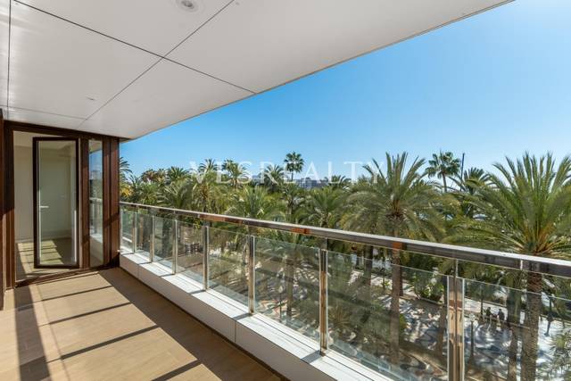 Piso en Venta en  EXPLANADA DE ESPAÑA, 8 en Casco Antiguo - Sta. Cruz - Ayuntamiento