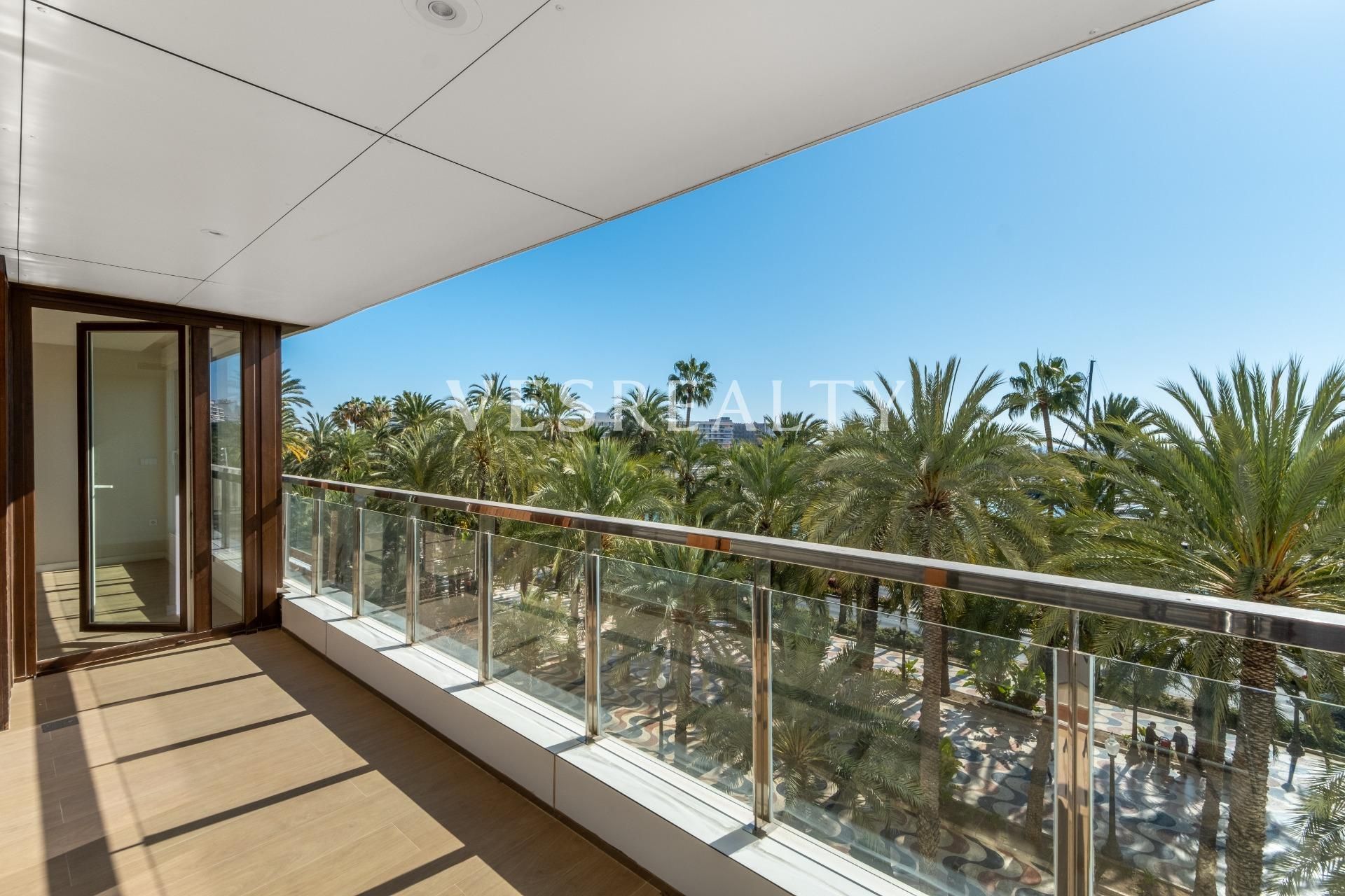 Flat for sale in  EXPLANADA DE ESPAÑA, 8, Casco Antiguo - Sta. Cruz - Ayuntamiento, Centro, Alicante / Alacant