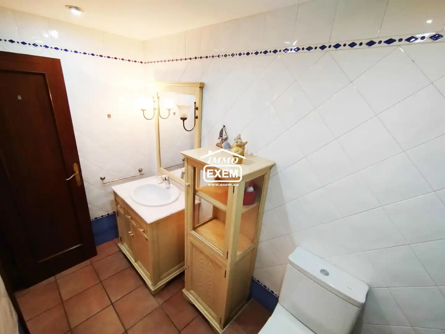 Bany de Apartament en venda en Lleida amb Calefacció, Traster i Moblat