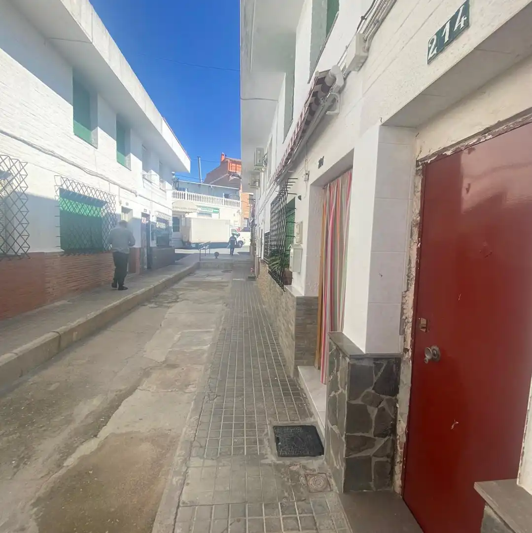 Casa adosada en venta en De La Paz, Huerta de la Reina - Trassierra