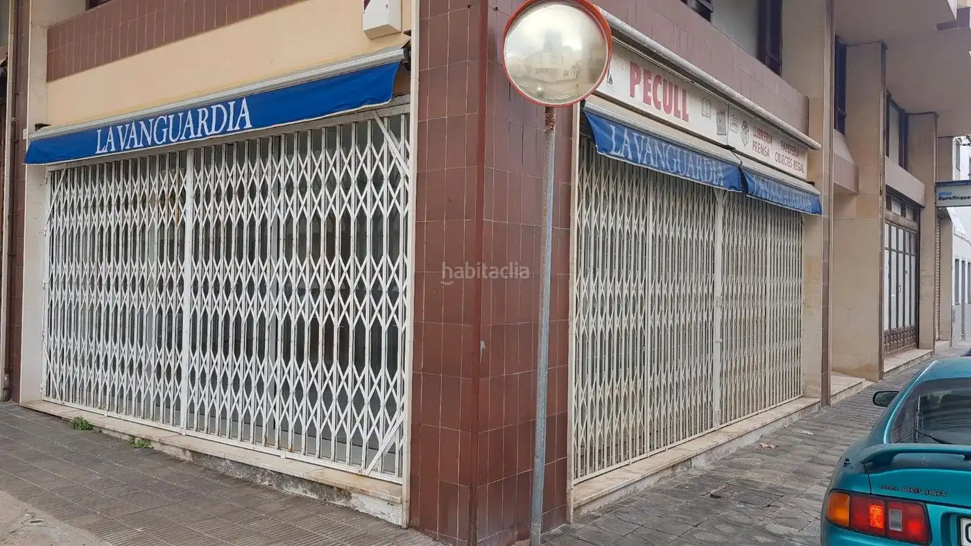 Local comercial en venda a Carrer López i Puigcerver 81