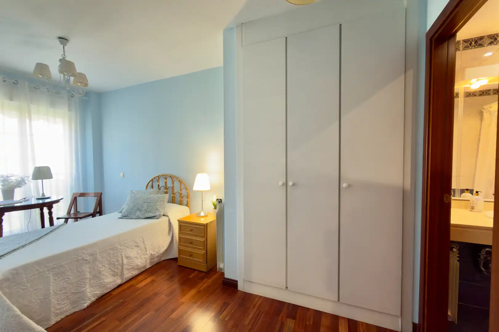 Bedroom of Flat for sale in Valdemoro  with Air Conditioner, Heating and Parquet flooring