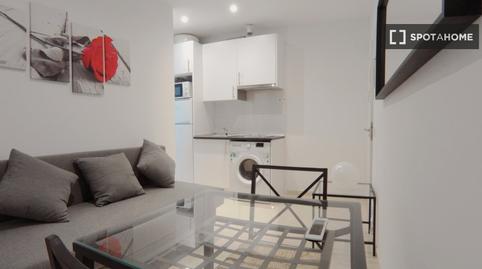 Foto 4 de Apartament per a compartir a Zofio,  Madrid Capital