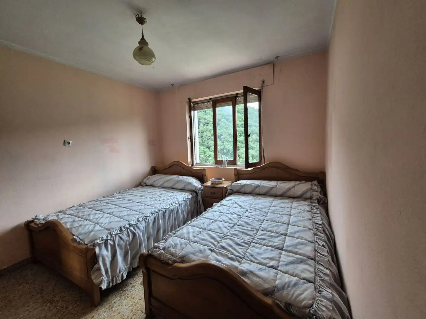 Casa con terraza en venta en Belmonte de Miranda, imagen 10