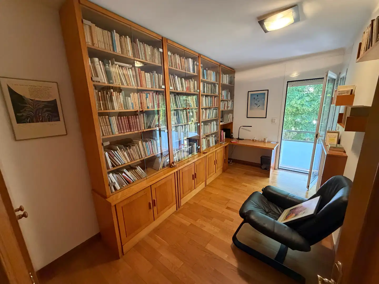 Sala de estar de Casa adosada en venta en Olot con Calefacción, Jardín privado y Balcón
