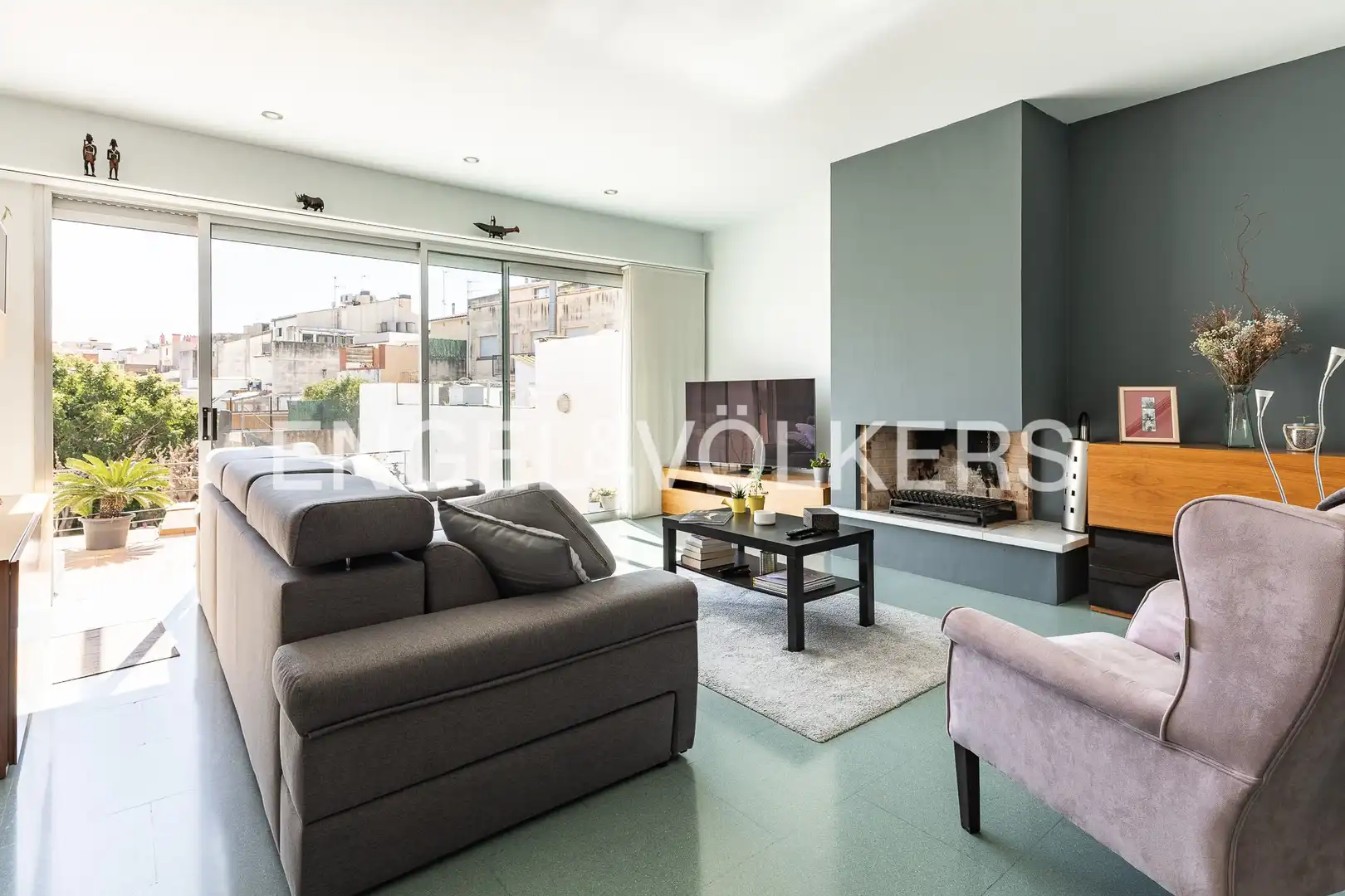 Sala d'estar de Casa o xalet en venda en Mataró amb Aire condicionat, Calefacció i Jardí privat