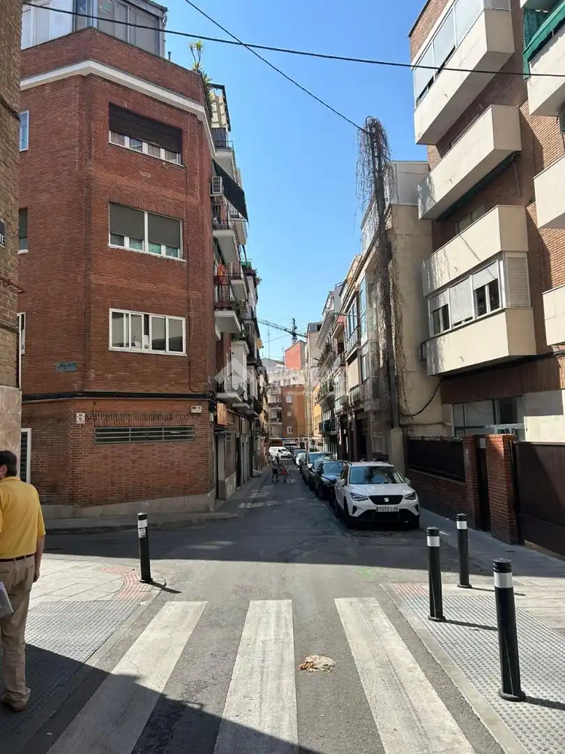 Vista exterior de Pis en venda en Madrid