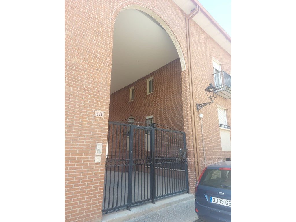 Exterior view of Premises for sale in Ajalvir