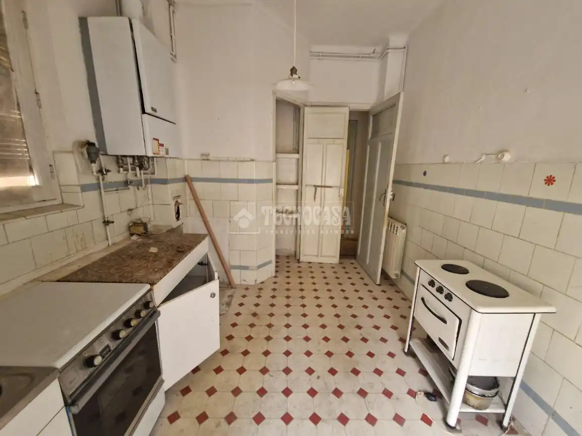 Cocina de Piso en venta en Palencia con Calefacción, Trastero y Balcón